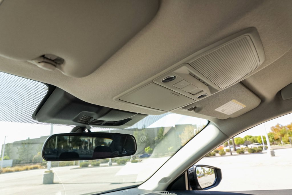 New 2027 Nissan Sentra SR w/ Floor Mat Package FWD image 32