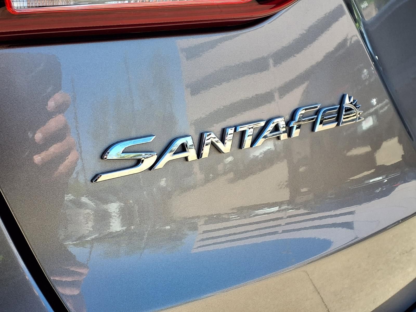 Used 2017 Hyundai Santa Fe Sport image 10