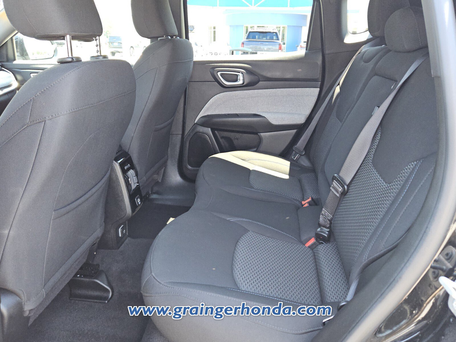 Used 2024 Jeep Compass Sport AWD/4WD image 11