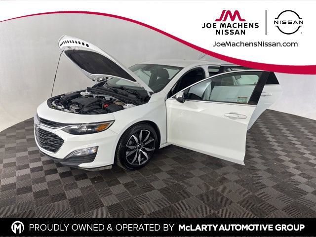 Used 2023 Chevrolet Malibu RS FWD image 10