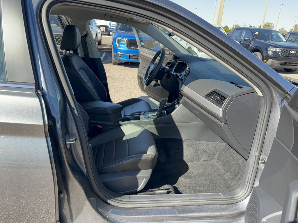 Used 2021 Volkswagen Jetta SE image 15