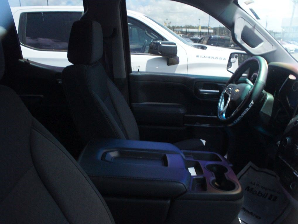Used 2021 Chevrolet Silverado 1500 LT RWD image 4