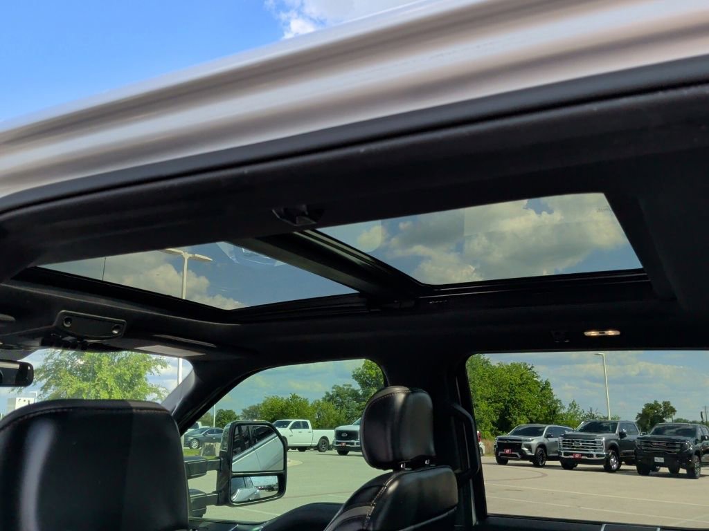 Used 2019 Ford F350 Platinum w/ Platinum Ultimate Package image 27