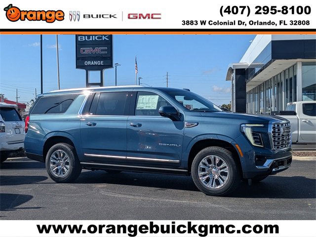 New 2026 GMC Yukon XL Denali w/ Sun & Power Step Package