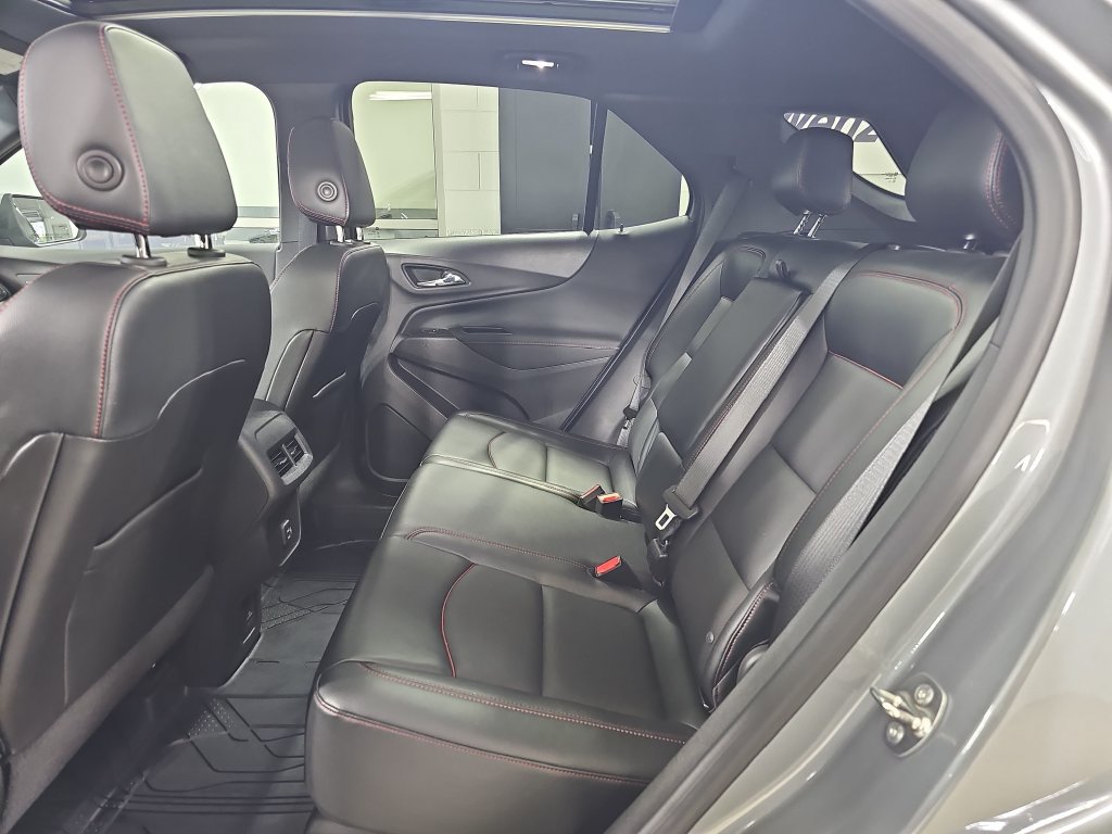 Certified 2024 Chevrolet Equinox RS w/ RS Leather Package AWD/4WD image 18