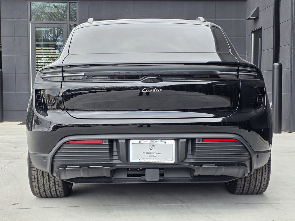 New 2025 Porsche Macan Turbo Electric image 10