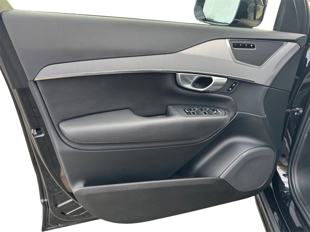 Certified 2024 Volvo XC90 B5 Core w/ Protection Package Premier image 10