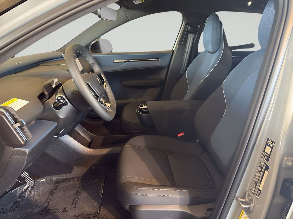 New 2026 Volvo EX30 Ultra w/ Protection Package image 8