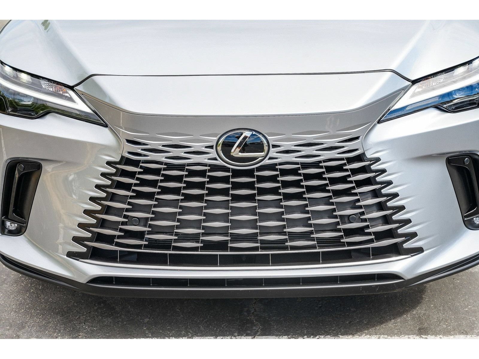 Used 2024 Lexus RX 350 AWD w/ Technology Package image 7