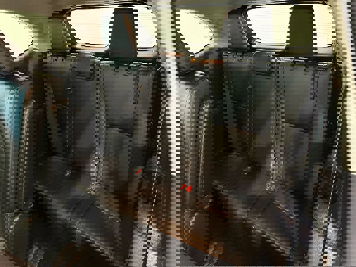 Used 2023 Toyota Highlander XLE image 26