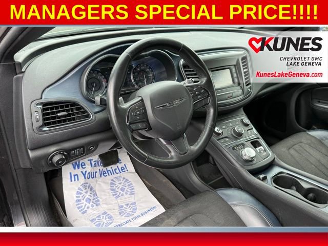 Used 2016 Chrysler 200 S AWD/4WD image 22