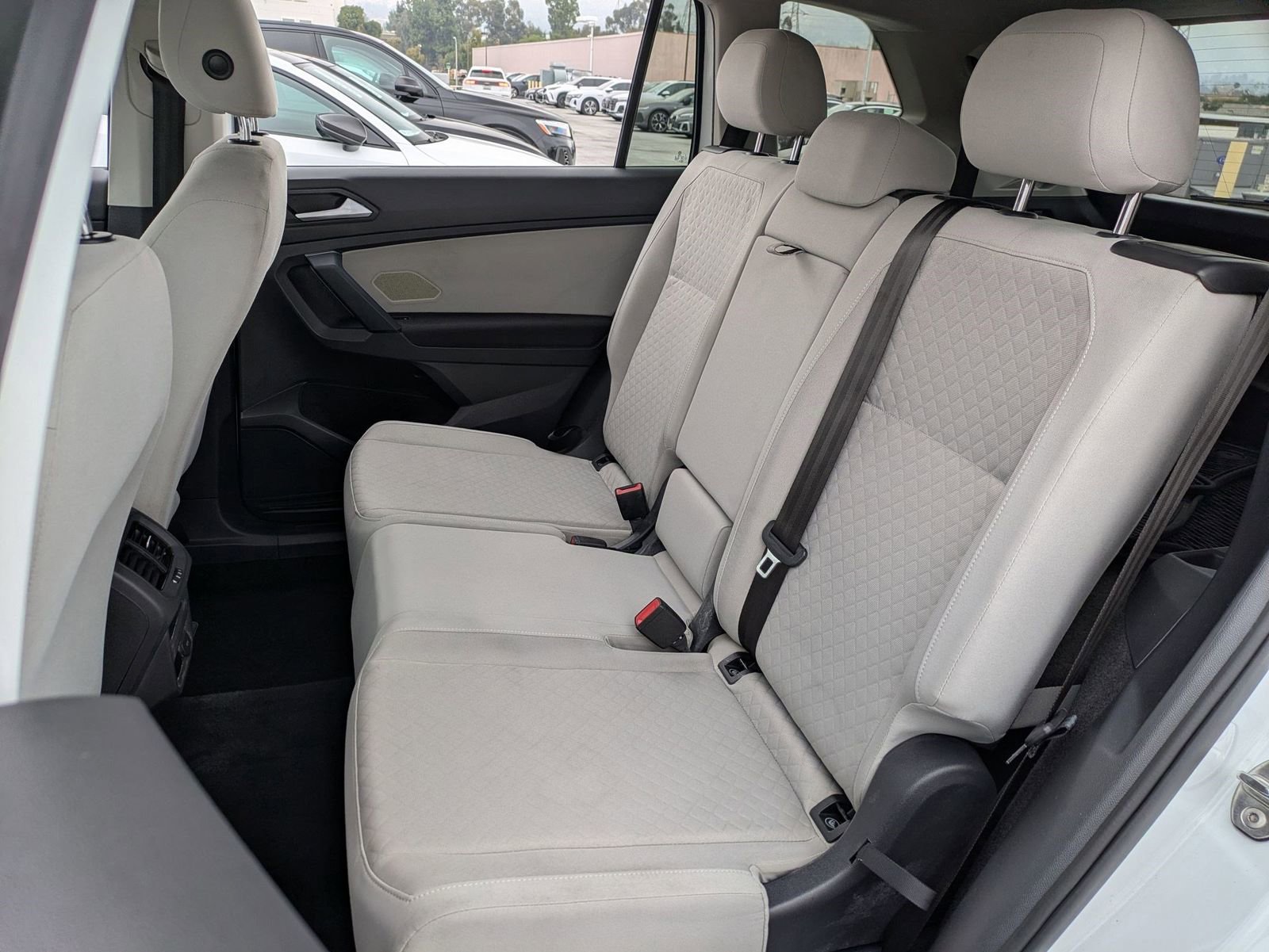 Used 2019 Volkswagen Tiguan S FWD image 29