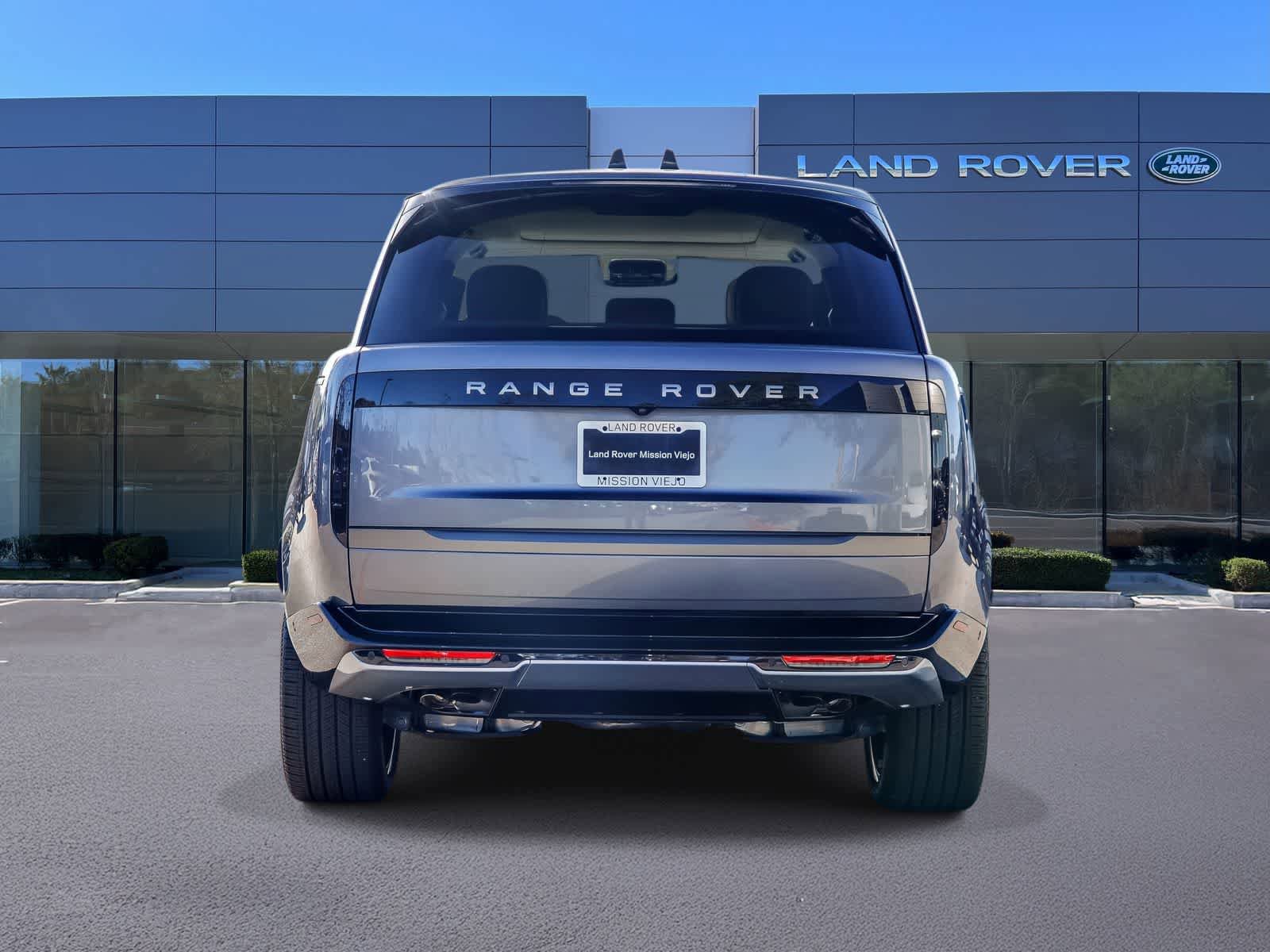 New 2026 Land Rover Range Rover SE image 5