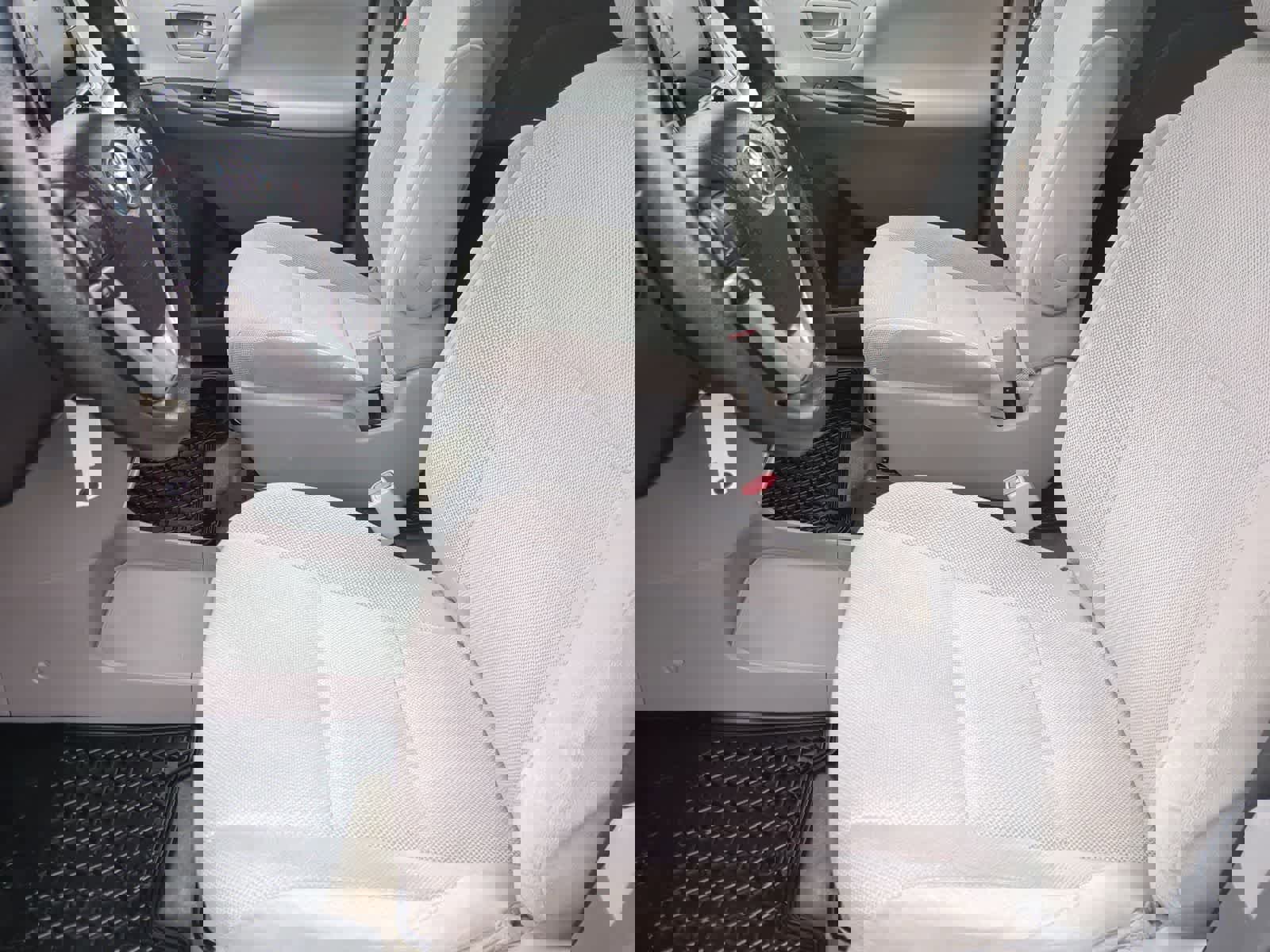 Used 2016 Toyota Sienna L image 16