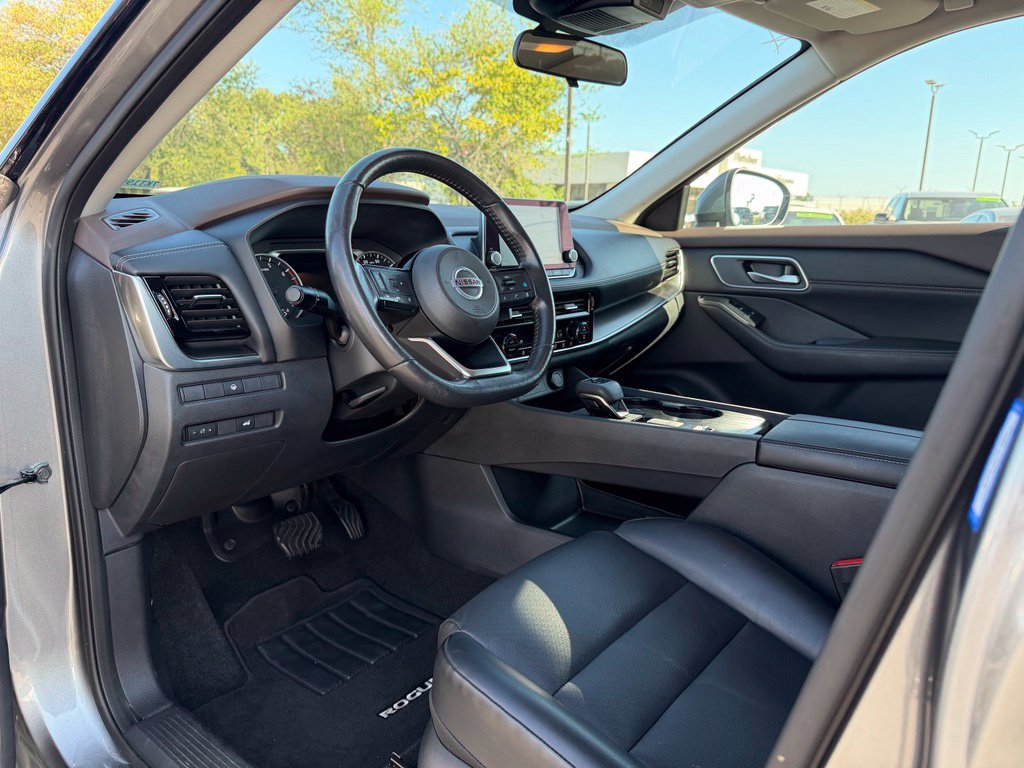 Used 2021 Nissan Rogue SV w/ Premium Package FWD image 10