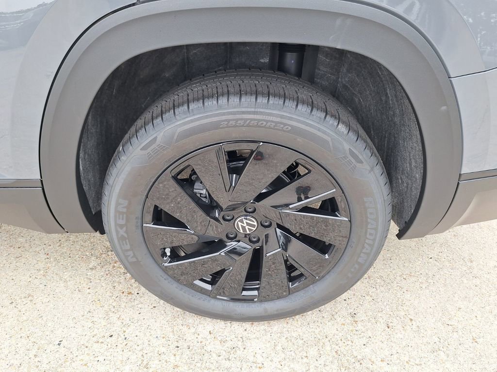 New 2026 Volkswagen Atlas SE image 25