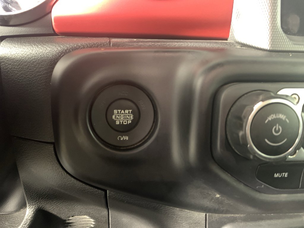 Used 2022 Jeep Wrangler Unlimited Rubicon w/ Xtreme Recon 35" Tire Package image 18