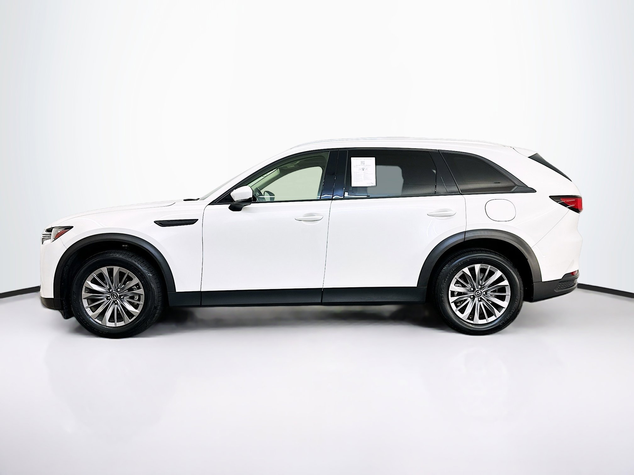 Used 2024 MAZDA CX-90 3.3 Turbo w/ Preferred Plus image 4