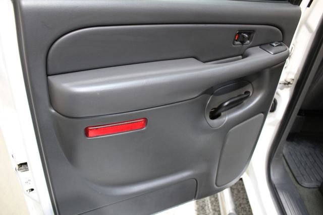 Used 2006 Chevrolet Silverado 2500 LT image 24