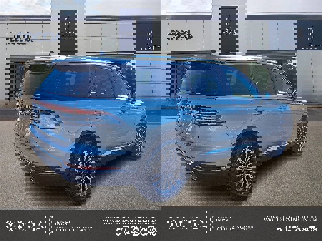 Certified 2022 Lincoln Aviator AWD w/ Premium Package image 4