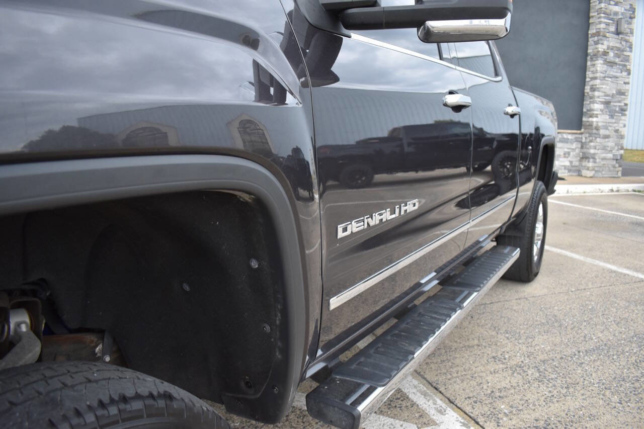 Used 2015 GMC Sierra 3500 Denali w/ Duramax Plus Package image 10
