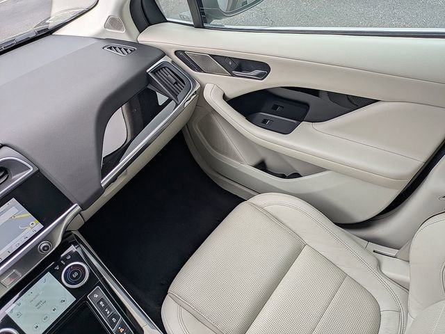 Used 2020 Jaguar I-PACE SE image 18