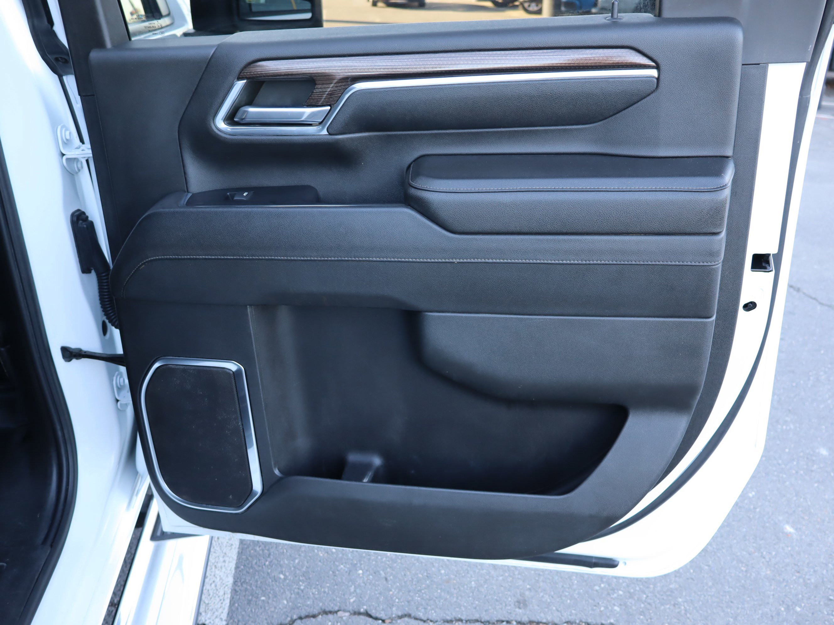 Used 2024 Chevrolet Silverado 3500 LT AWD/4WD image 34