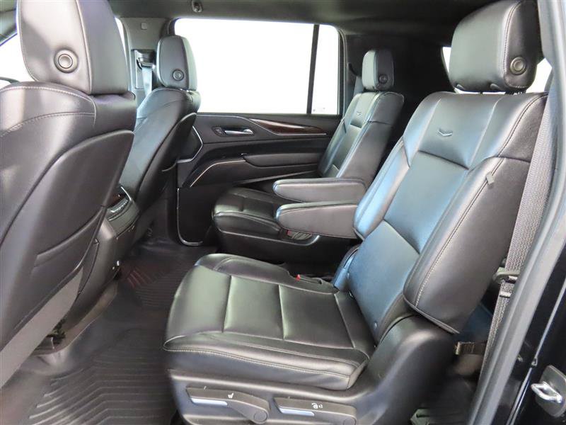 Used 2024 Cadillac Escalade ESV Luxury AWD/4WD image 34
