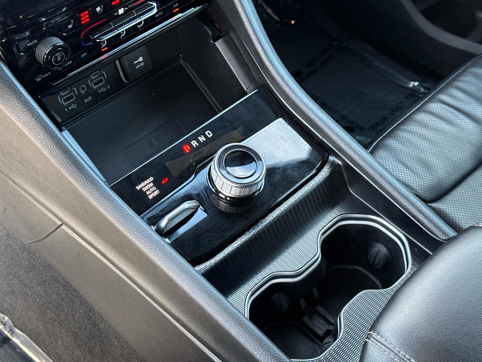 Used 2024 Jeep Grand Cherokee L Limited w/ Luxury Tech Group II image 32