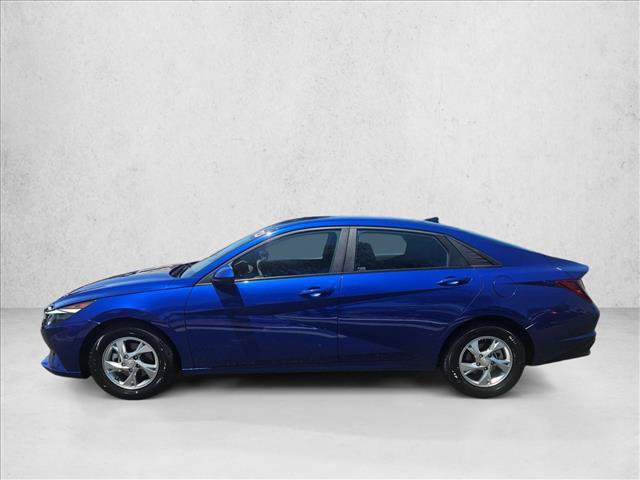 Used 2023 Hyundai Elantra SE FWD image 9