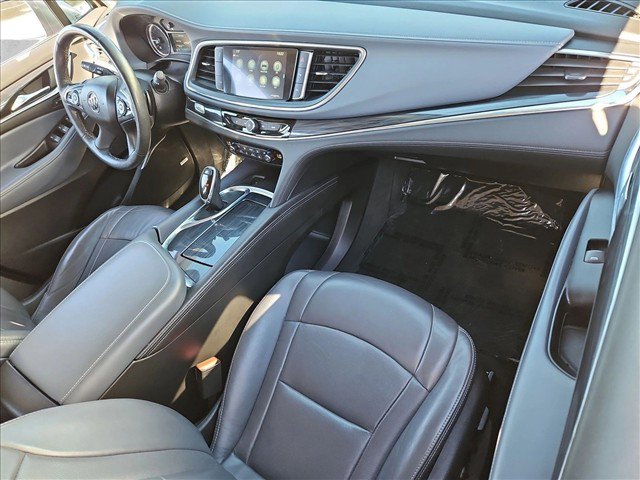 Used 2018 Buick Enclave Premium w/ Experience Buick Package FWD image 23