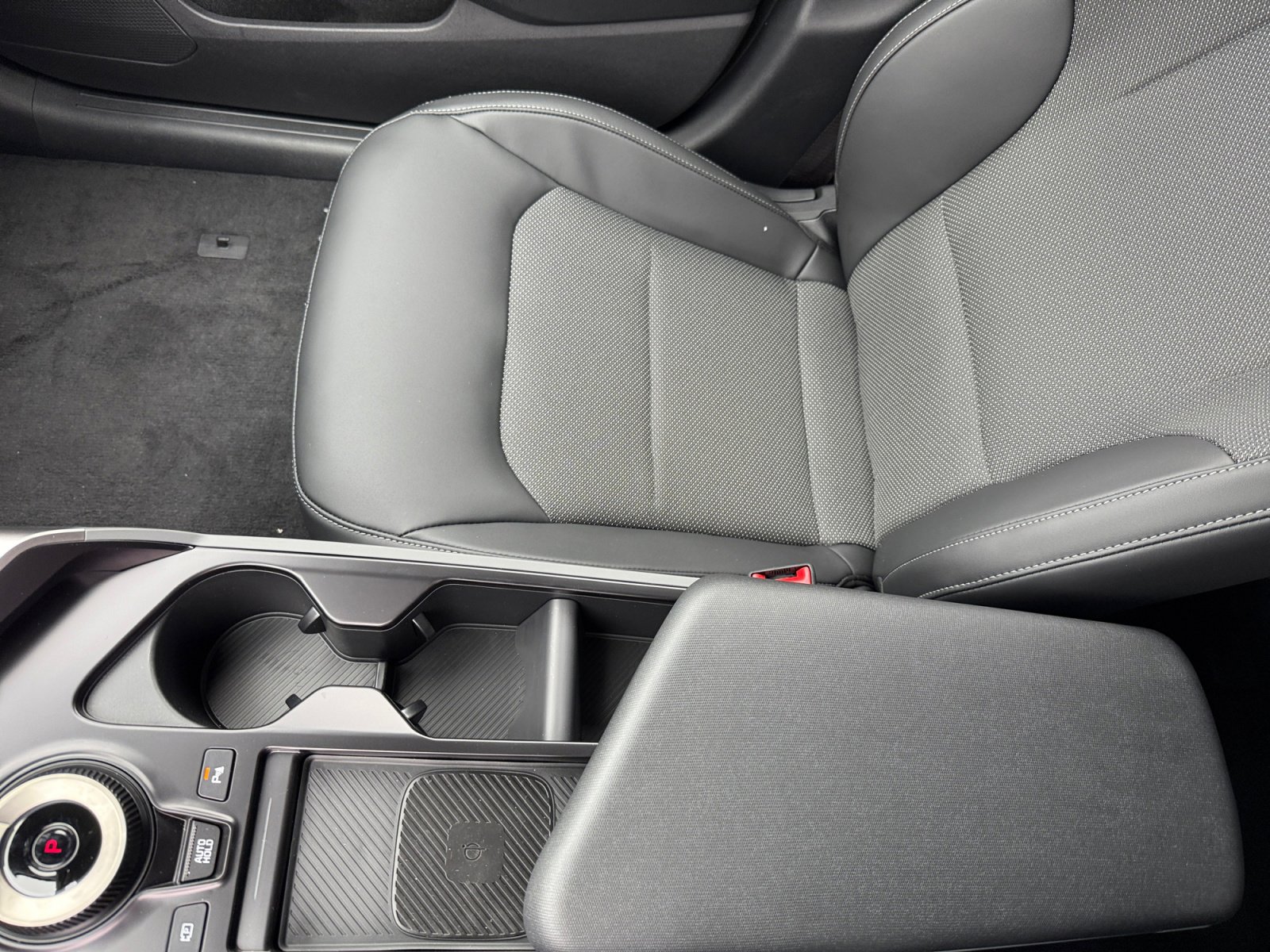 New 2025 Kia EV6 Light w/ Light LR Technology Package image 14