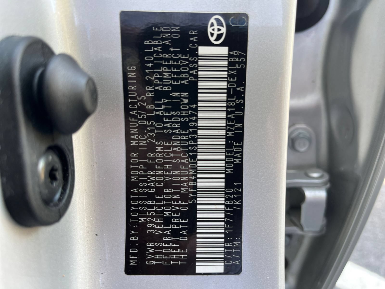 Used 2025 Toyota Corolla LE FWD image 33