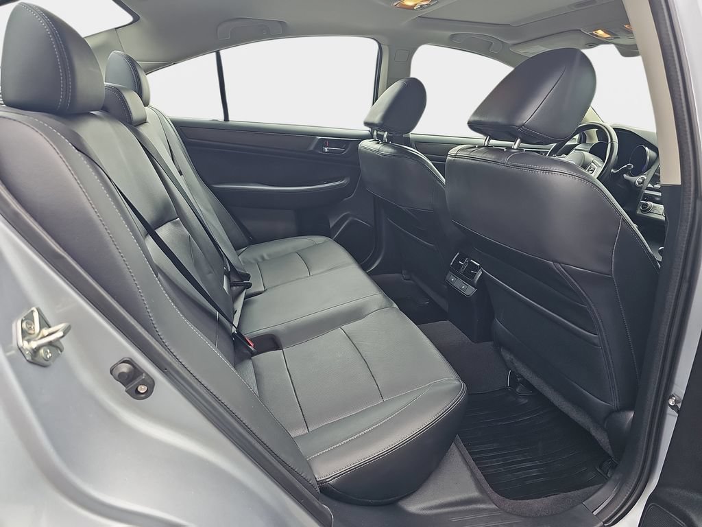 Used 2016 Subaru Legacy 2.5i Limited AWD/4WD image 12