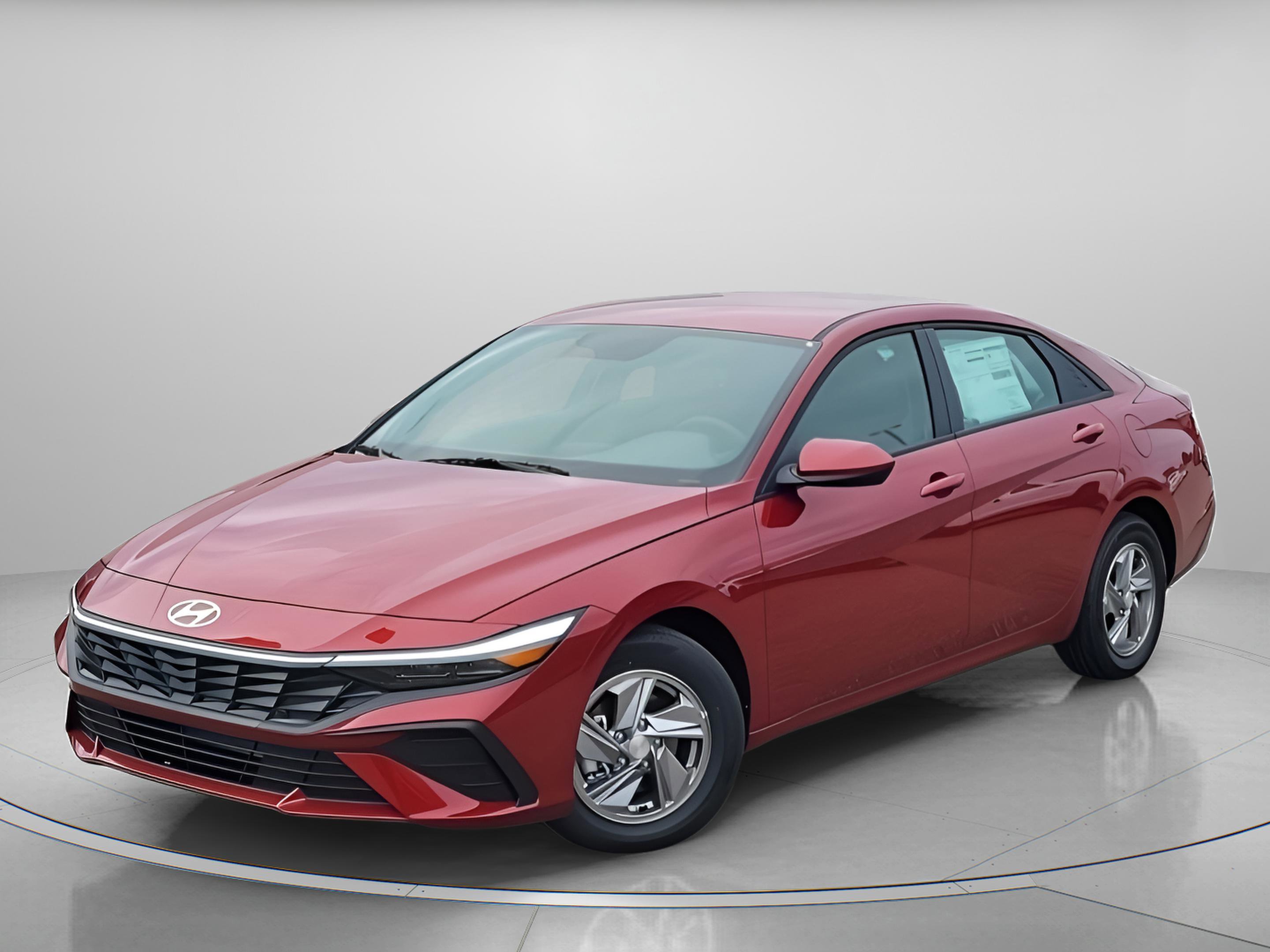 New 2026 Hyundai Elantra SE image 2
