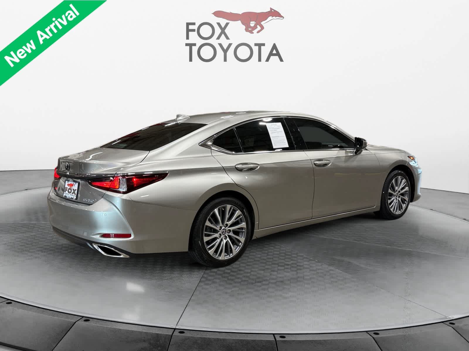Used 2021 Lexus ES 350 w/ Premium Package FWD image 6