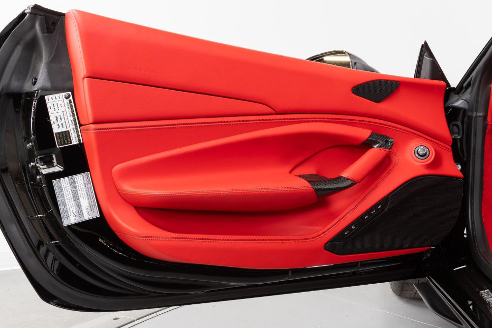 Certified 2021 Ferrari F8 Tributo image 51