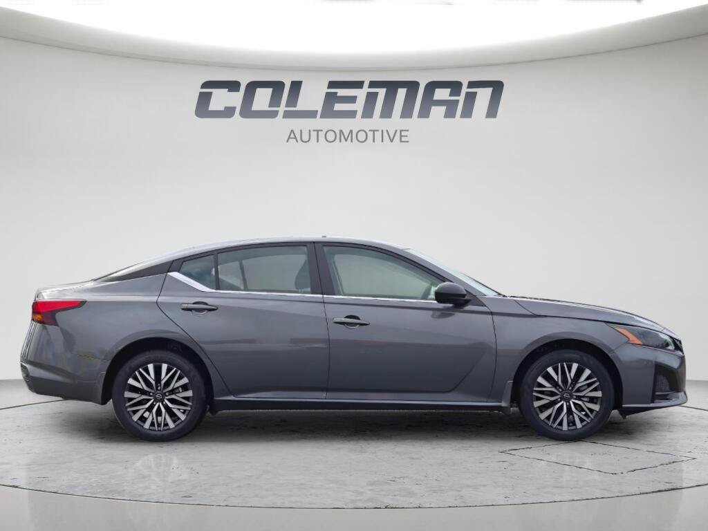 New 2026 Nissan Altima 2.5 SV AWD/4WD image 4
