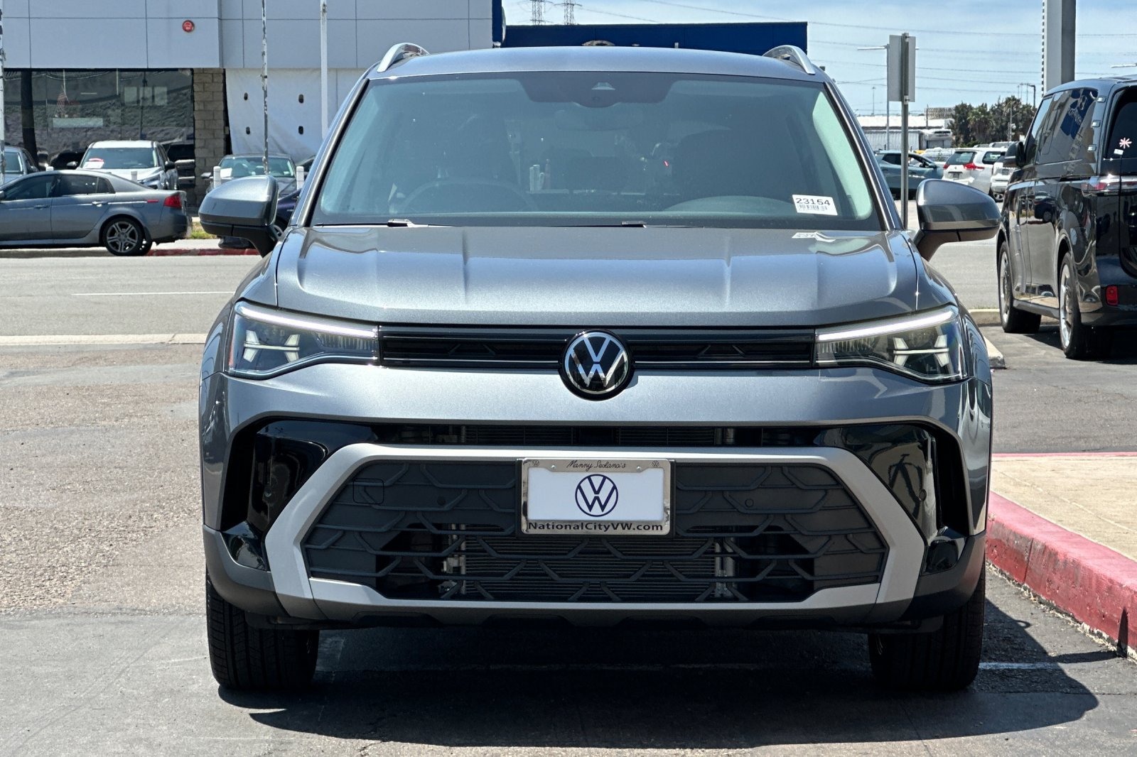 New 2026 Volkswagen Taos SE FWD image 3