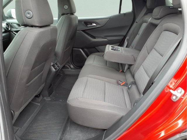 New 2026 Chevrolet Equinox LT w/ Safety and Technology Package AWD/4WD image 17