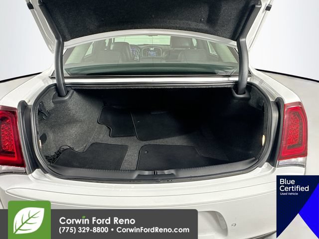 Used 2022 Chrysler 300 Touring L AWD/4WD image 27