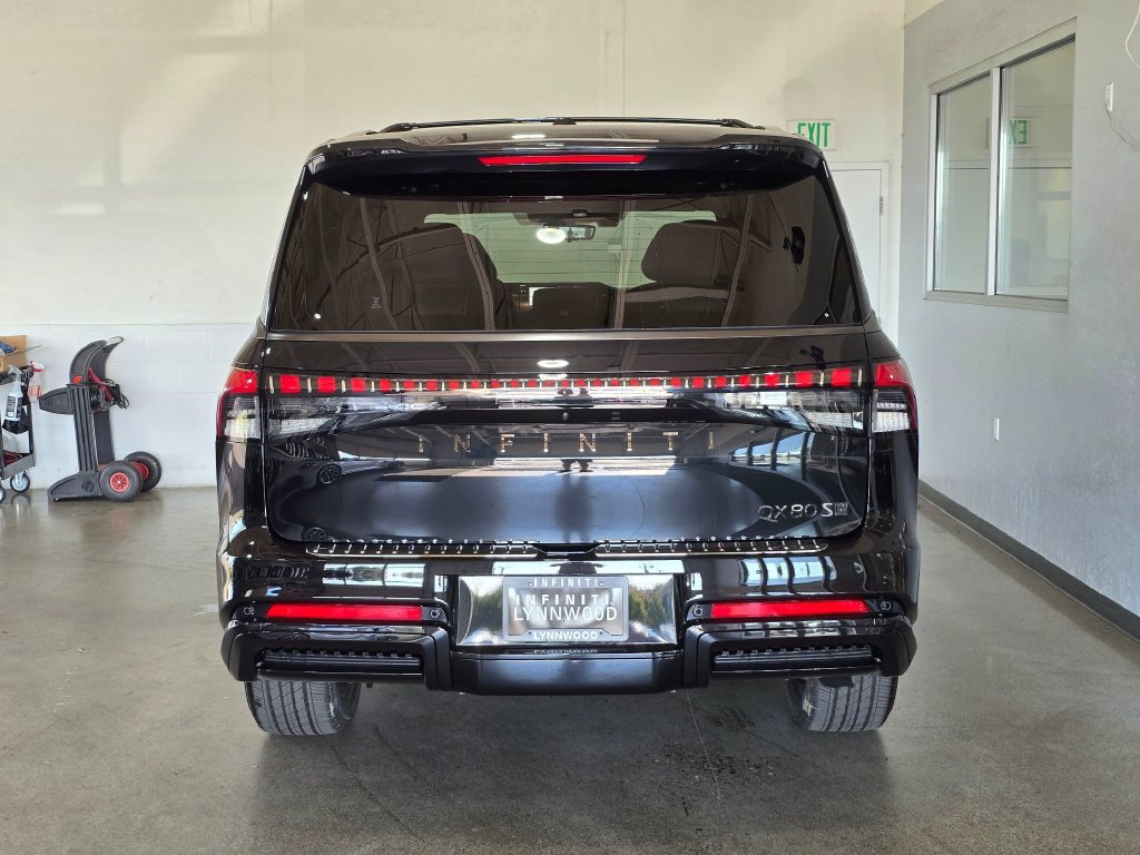 New 2027 INFINITI QX80 Sensory w/ Sport Exterior Package AWD/4WD image 5