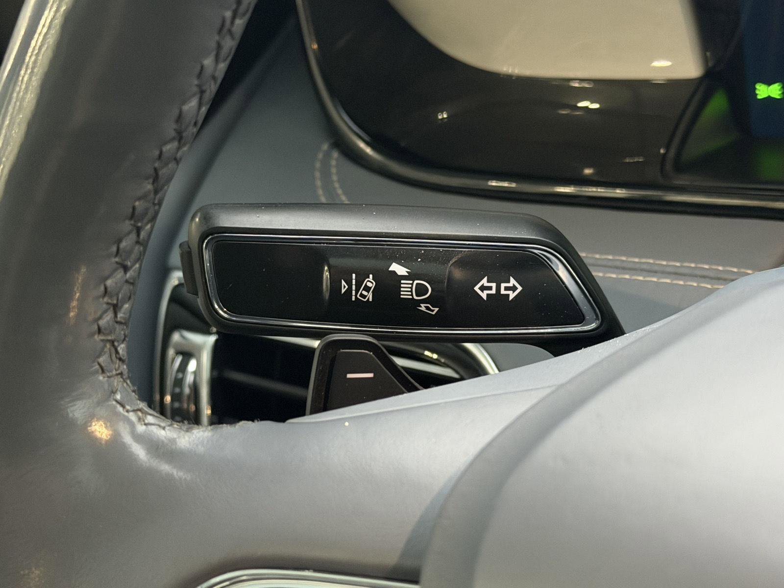 Used 2018 Lincoln Navigator L Black Label image 24