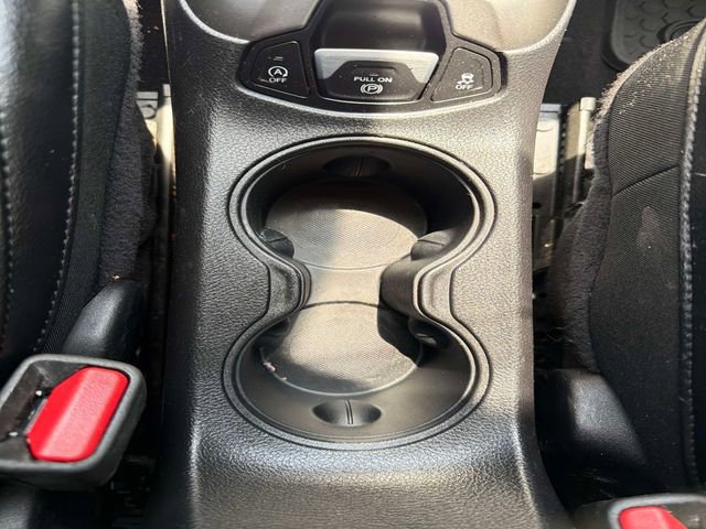 Used 2017 Jeep Compass Latitude w/ Popular Equipment Group FWD image 26