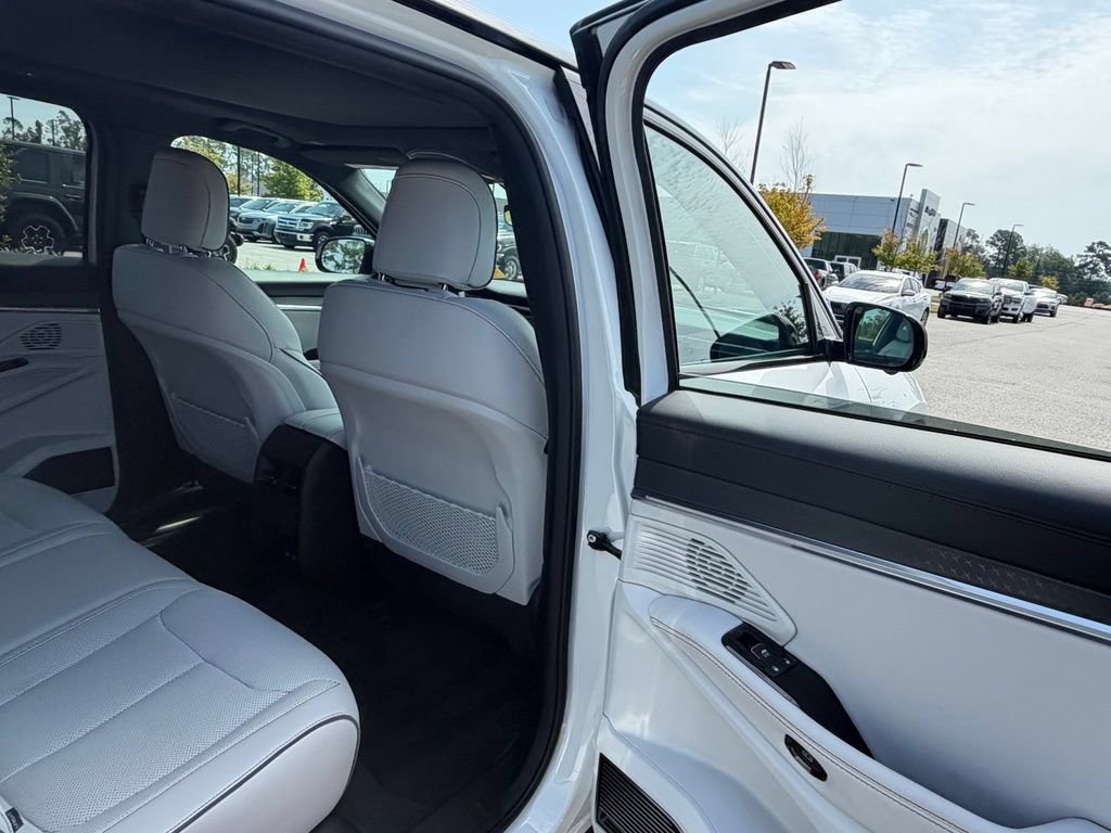 Used 2025 Jeep Wagoneer S Limited AWD/4WD image 50