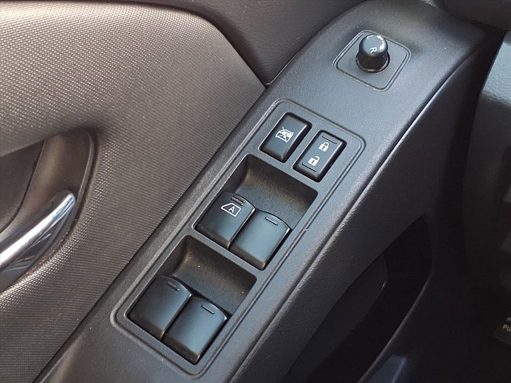 Used 2023 Nissan Frontier SV w/ Midnight Edition Package image 25