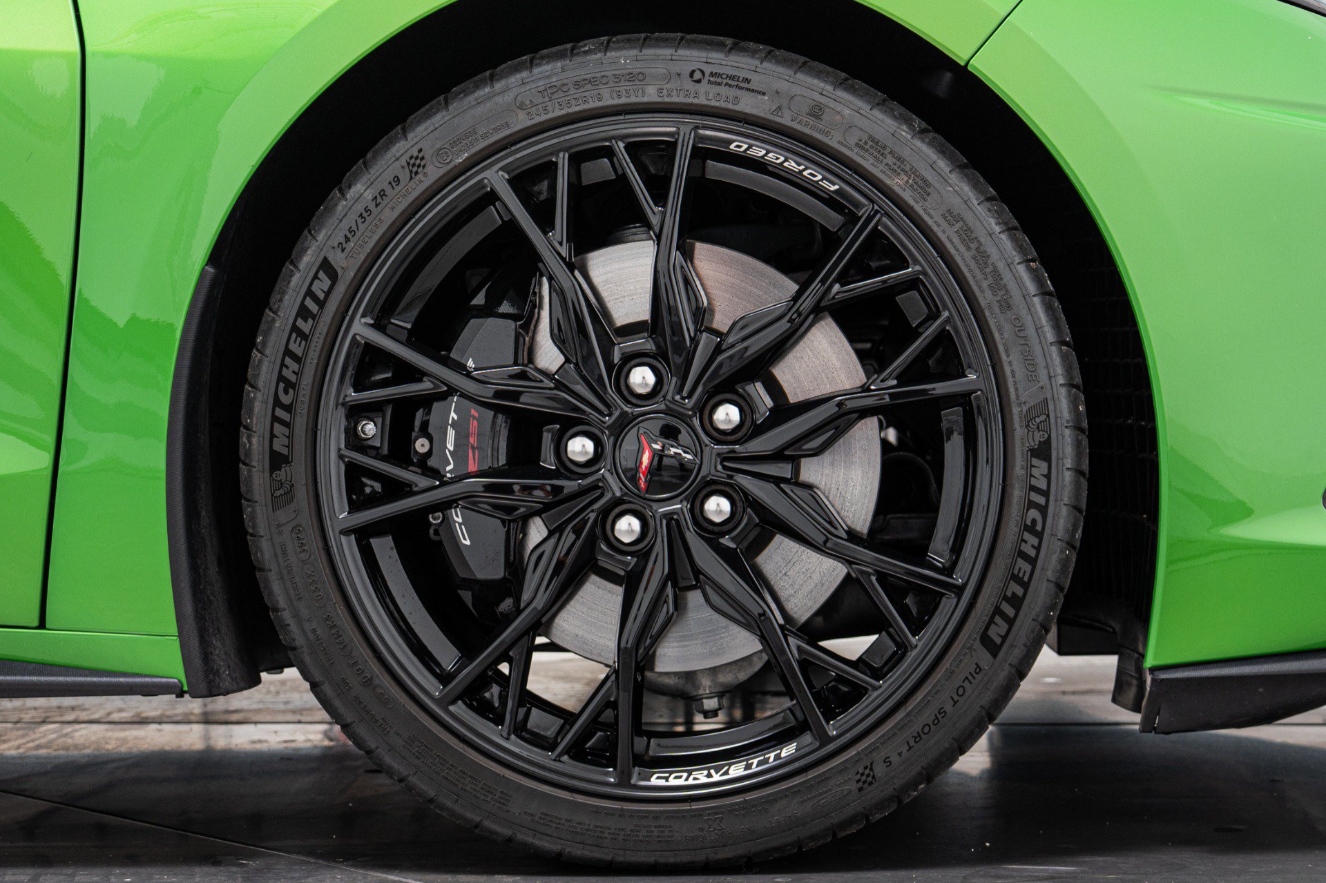 Used 2026 Chevrolet Corvette Stingray Premium Conv w/ Z51 Performance Package RWD image 46
