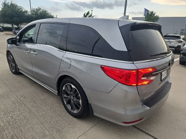 Used 2023 Honda Odyssey Elite image 4