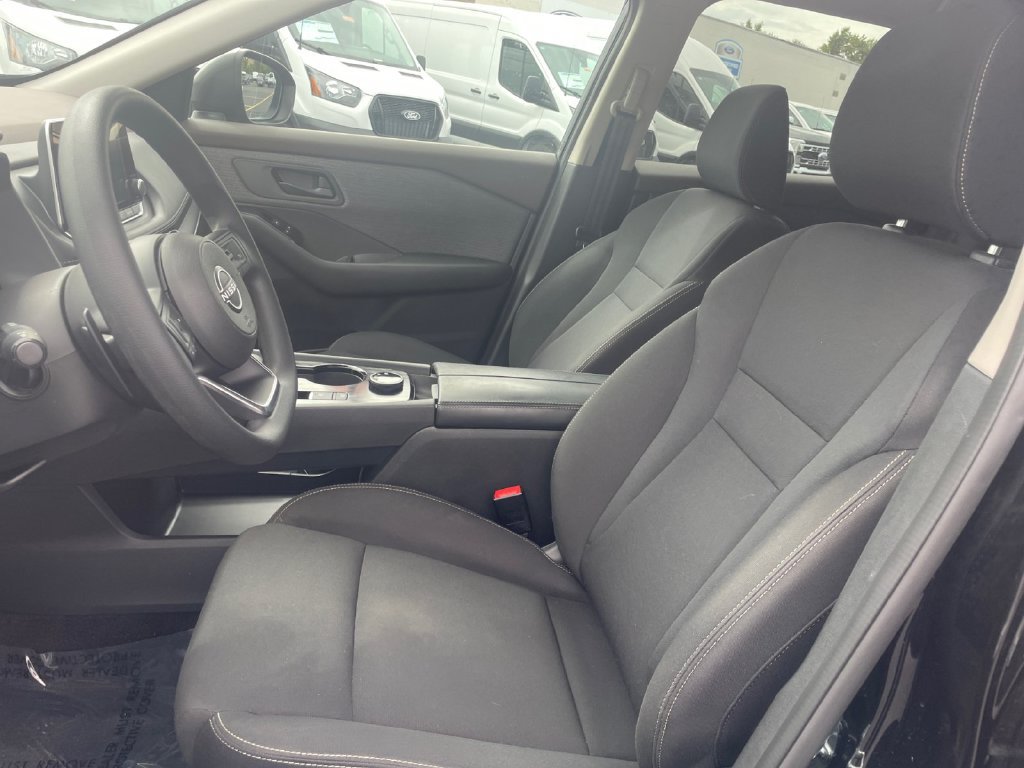 Used 2023 Nissan Rogue S AWD/4WD image 13