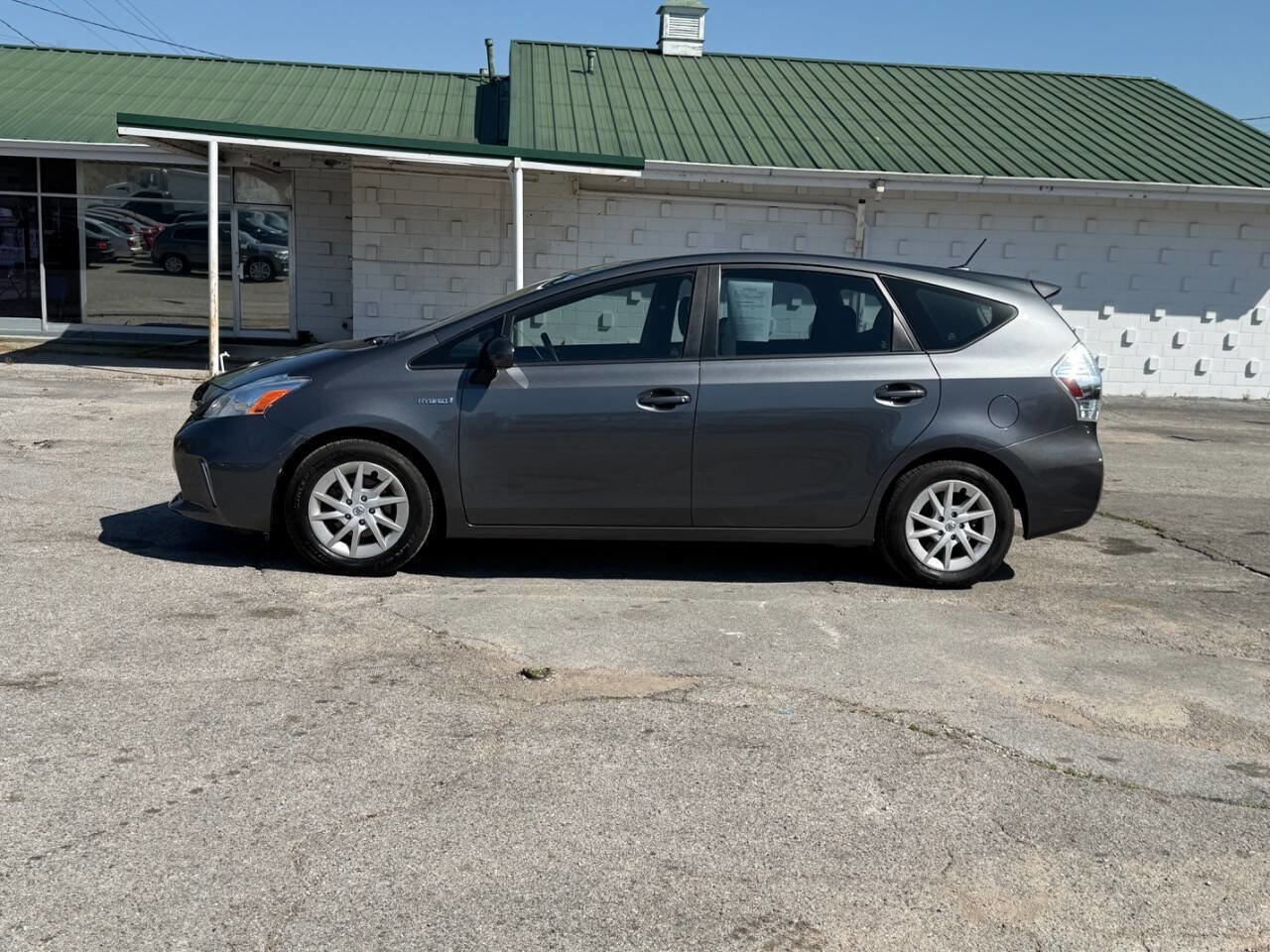 Used 2012 Toyota Prius V Three FWD image 4